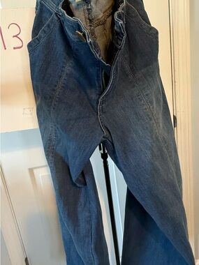 Democracy Women’s Relaxed Barrel Denim Jeans in Medium Blue